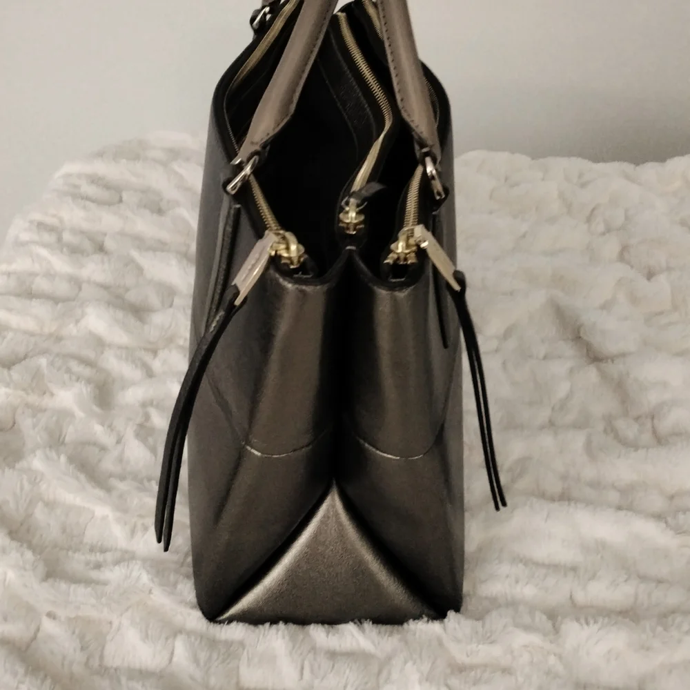 Coach Borough Bag in Metallic Leather (C1420 F32323) large - Picture 4 of 12